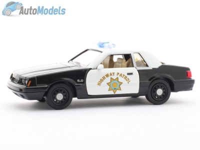 ford-mustang-1985-california-highway-patrol-amercom