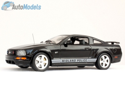 ford-mustang-gt-midland-police-2006-ixo-models-moc089